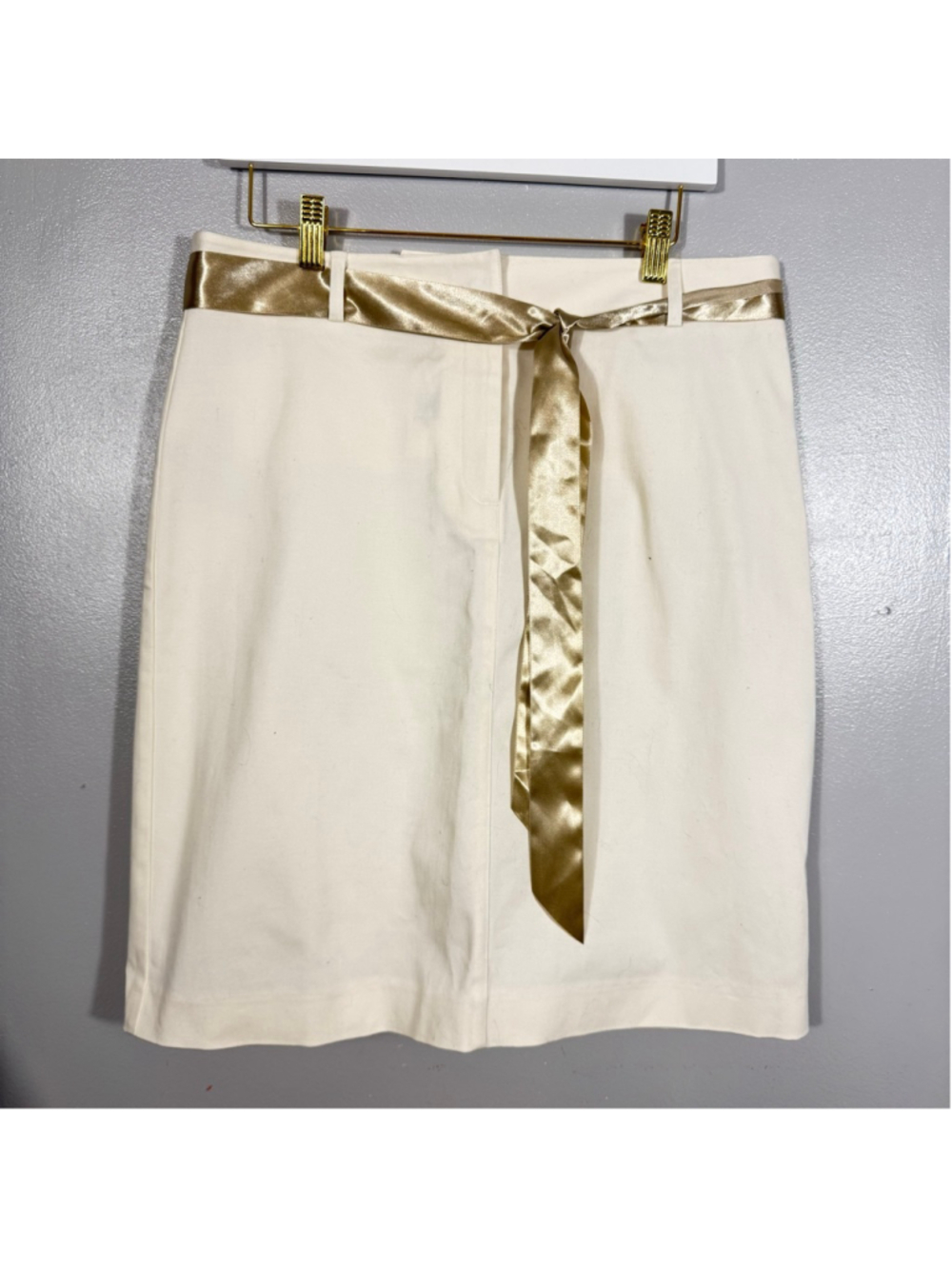 Size 12 Ann Taylor Cream Casual Pencil Skirt Gold Satin Belt Cotton Pockets - Picture 6 of 8